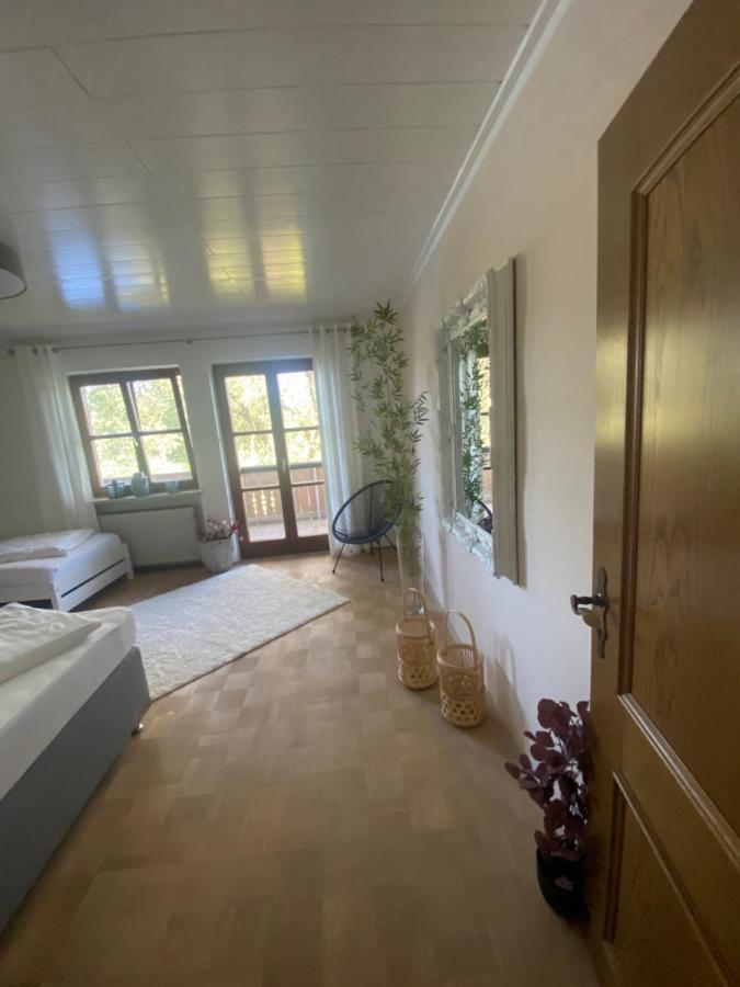 Idyllische Ferienwohnungen In Mossendorf Blick Zur Naab เบอร์เกลนเกนเฟล์ด ภายนอก รูปภาพ